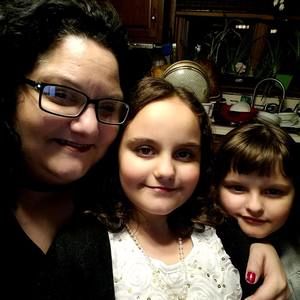 Meet your Posher, Angela